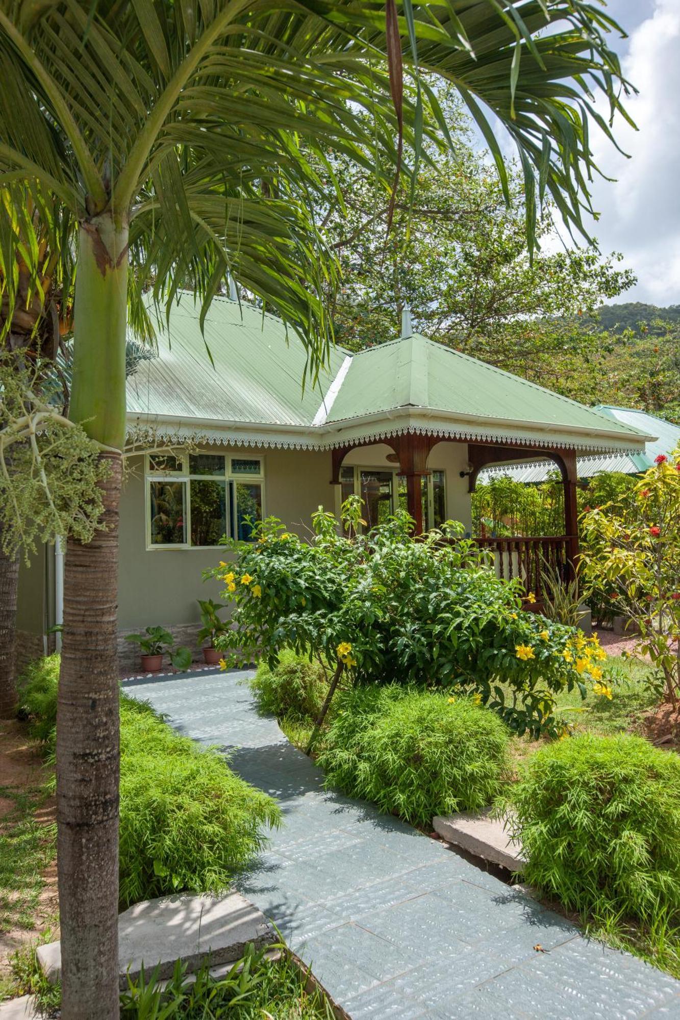Casa De Leela Self Catering Guest House Ла-Диг Экстерьер фото